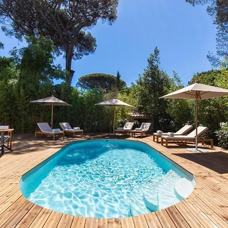 Le Clos De La Pinede Chambre Deluxe 300 E Par Chambre * Saint-Tropez