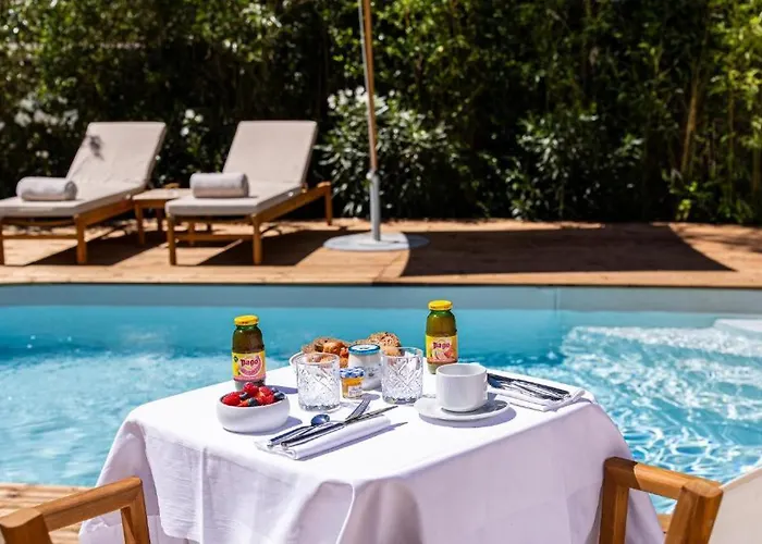 Bed & Breakfast Le Clos De La Pinede Chambre Deluxe 300 E Par Chambre *